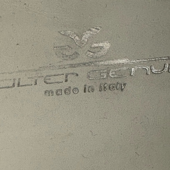 Walter Genuin Woman’s Blue and White Leather Golf Shoes w Gold Zip Closure. 7 - Picture 13 of 13